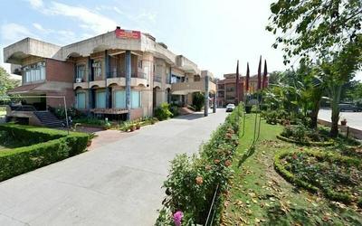 Red Bishop Tourist Complex