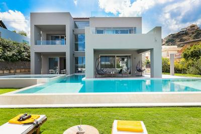 Lux Villa w Heated-hydromassage Pool 200m to sea