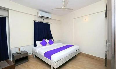 Fabhotel Devpriya