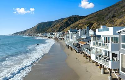 Beachfront Malibu House w/ Sauna & Ocean-view Deck