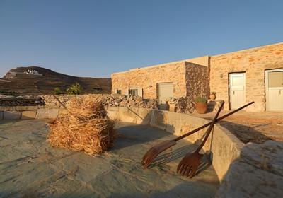 Themonies Luxury Suites