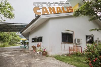 OYO 75310 Canalis Resort