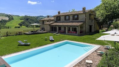 Ca Seppe 10 2 by Marche Holiday Villas