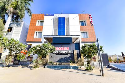 Fabhotel Golden Palms