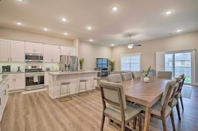 Charming Ozark Abode w/ Yard & Pool Access