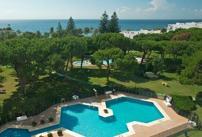 Beachfront Apt for a no Car Holiday Puerto Banus, Free Wifiparkingtvaircon