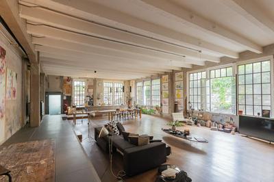 Design Loft With Private Parking by Rent all Como