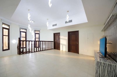 5BR Villa With Private Swimming Pool