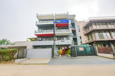 Fabhotel Comfort Residency I