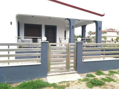 Nea Vrasna Sun House