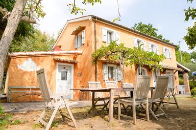 Home set in Olive Grove With Stunning Views