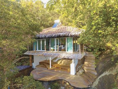 SOWK Resort - Somewhere Only We Know