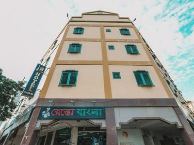 A Hotel Desker Stay from 10PM to 9AM