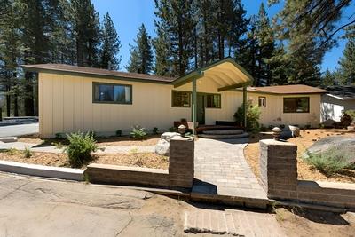 3221 Marlette Circle