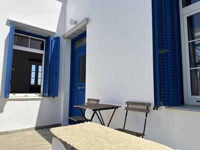 Tinos - House - Sleeps 5 - Pet Friendly - Parking
