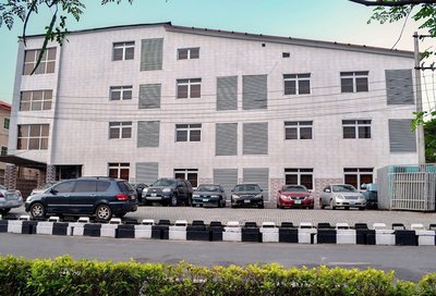 Springpark Yaad Hotel