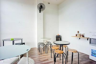 Capital O 94254 Dental Inn