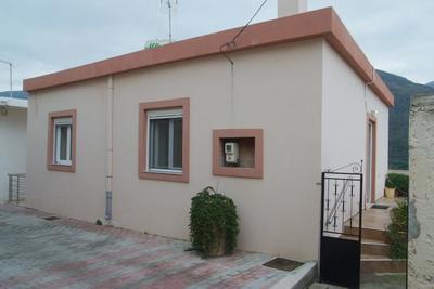 Tourloti Village House