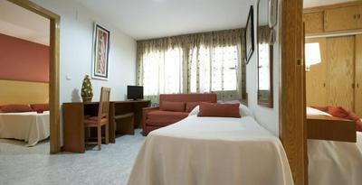 Apartamentos Los Girasoles II