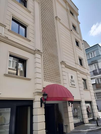 Park By Clover - Image 49