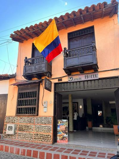 casa morales santa fe