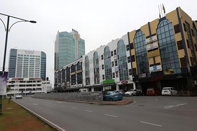 Noisy Room - Bukit Mata