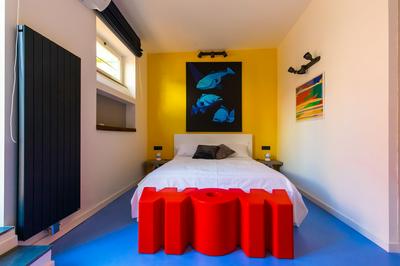 Amana in Naples With 1 Bedrooms and 1 Bathrooms