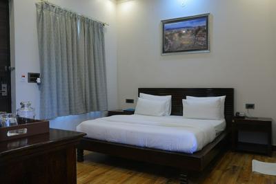 GOLDEN CRESSIDA RESORT & PALACE