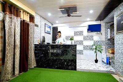 Goroomgo Mountain Agra