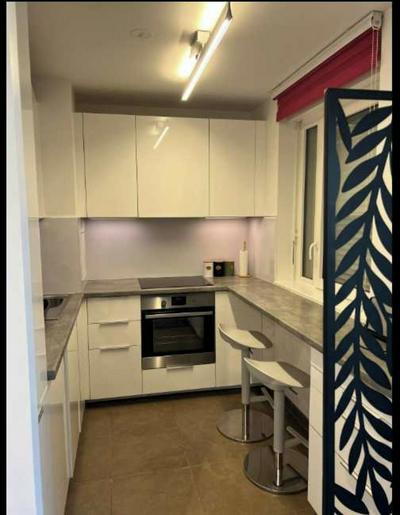 Flat With Balcony 4p/1bdr Near La Defense