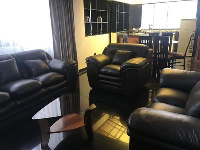 Del Niño Apartments