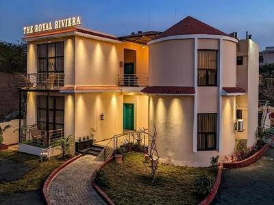 The Royal Riviera Resort & stay