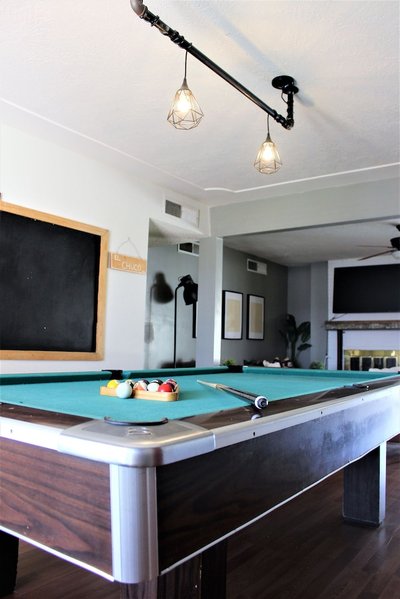 El Chuco Home W/ Pool, Pool Table,15 min Downtown