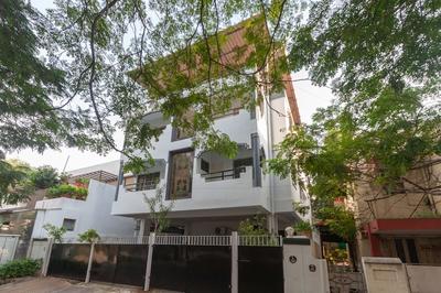 OYO 24168 Amrita Inn