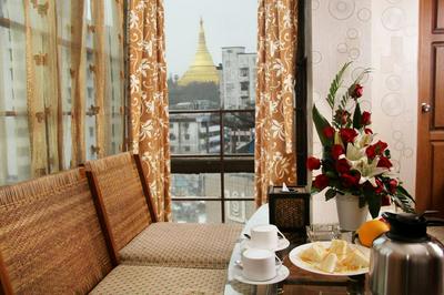 Crystal Palace Hotel