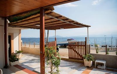Karnagio Seafront in Agria