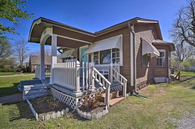 Amazing Musical Abode in Expo Square Neighborhood!