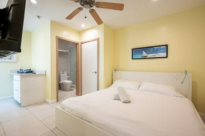 Casa Del Mar Beach Apartment