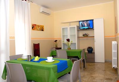 B&B Manzoni, Lecce
