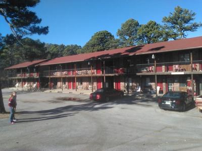 The Razorback Lodge, Zdjęcie 2