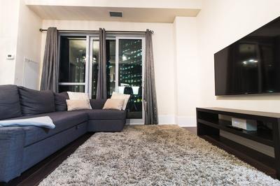 Luxury One Bedroom by Rogers Centre