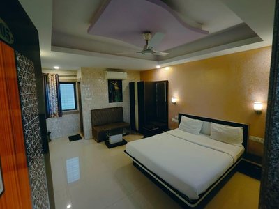 Hotel Panchgani Crown