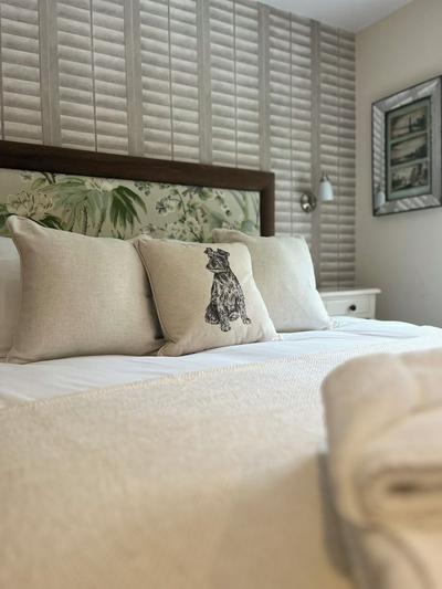 The Olde Coach House Inn