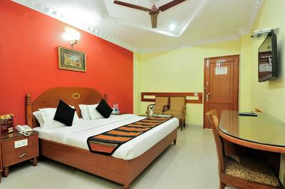 Hotel Maharaja Residency