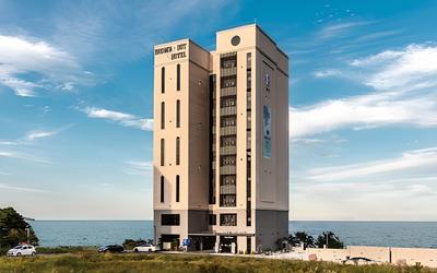 Brown Dot Hotel Jungja Beach