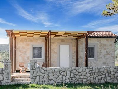 Secluded Holiday Home in Pašman near Sea