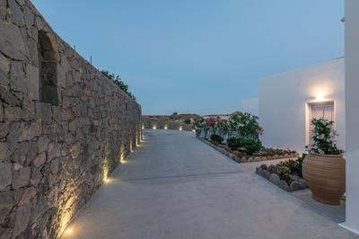 Milesian Suites