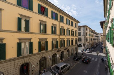 Nazionale Left in Firenze