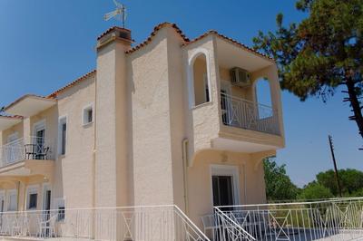Villa Elina By Golden Residence