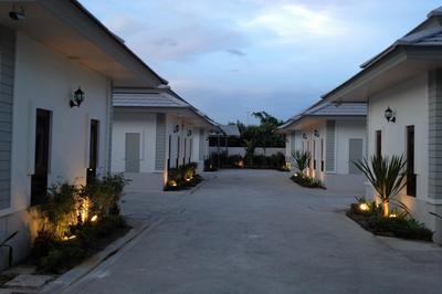 The Sixnature Resort Bangsaen